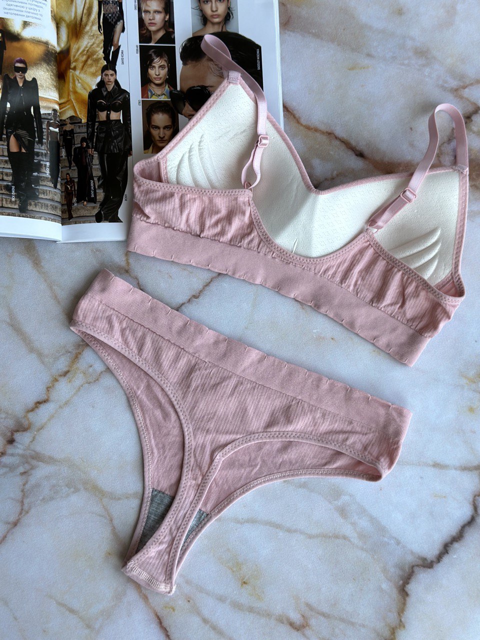Basic-set-of-women's-underwear